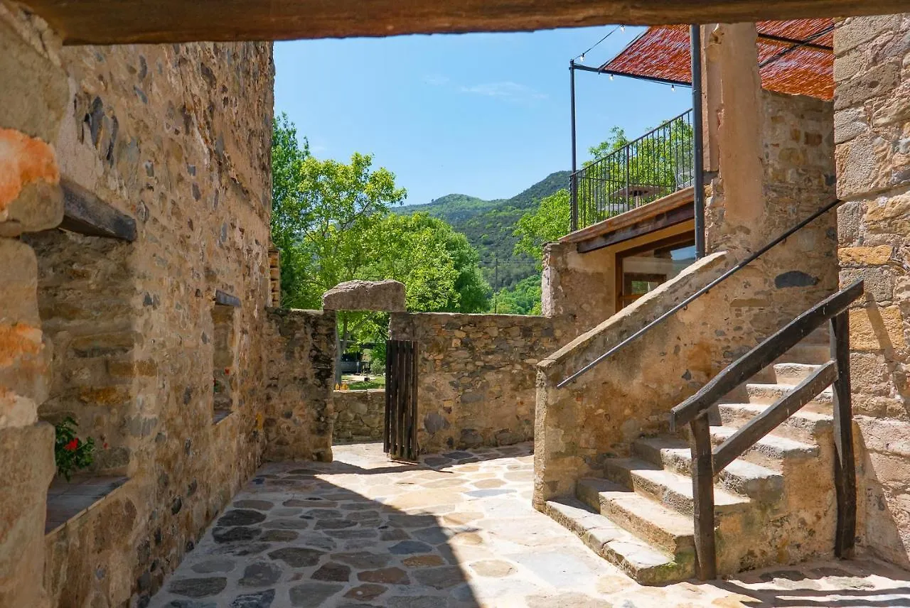 Can Riera de Montagut Hostal Casa rural