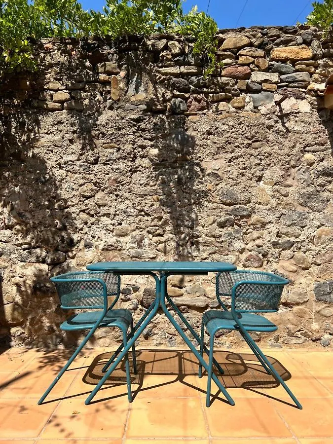Casa rural Can Riera de Montagut Hostal