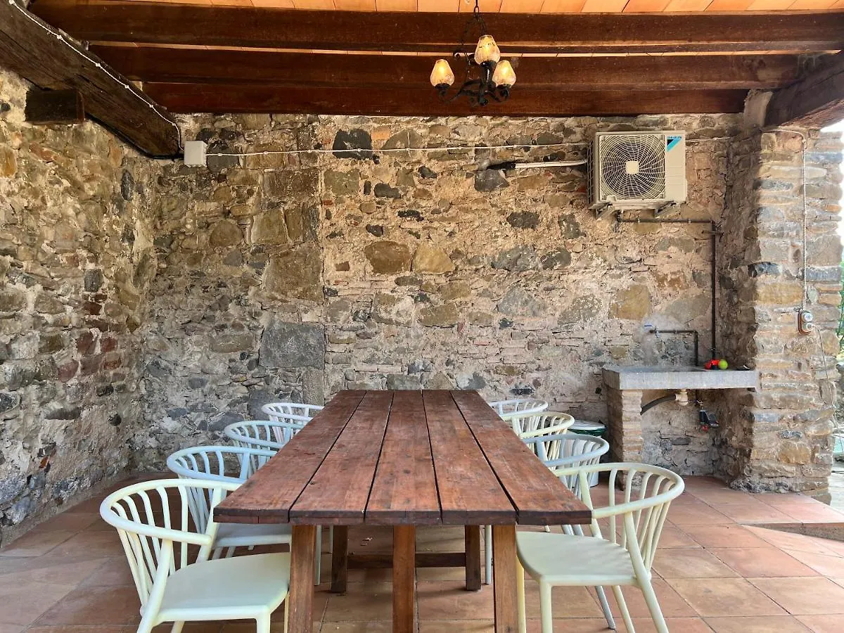 Casa rural Can Riera de Montagut Hostal