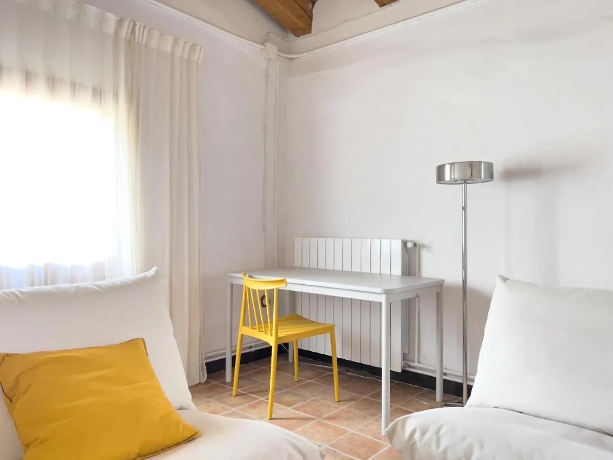 Casa rural Can Riera de Montagut Hostal