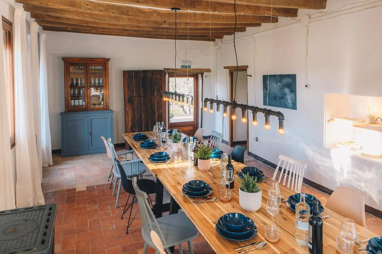 Can Riera De Montagut - Turisme Rural Guest House Spain